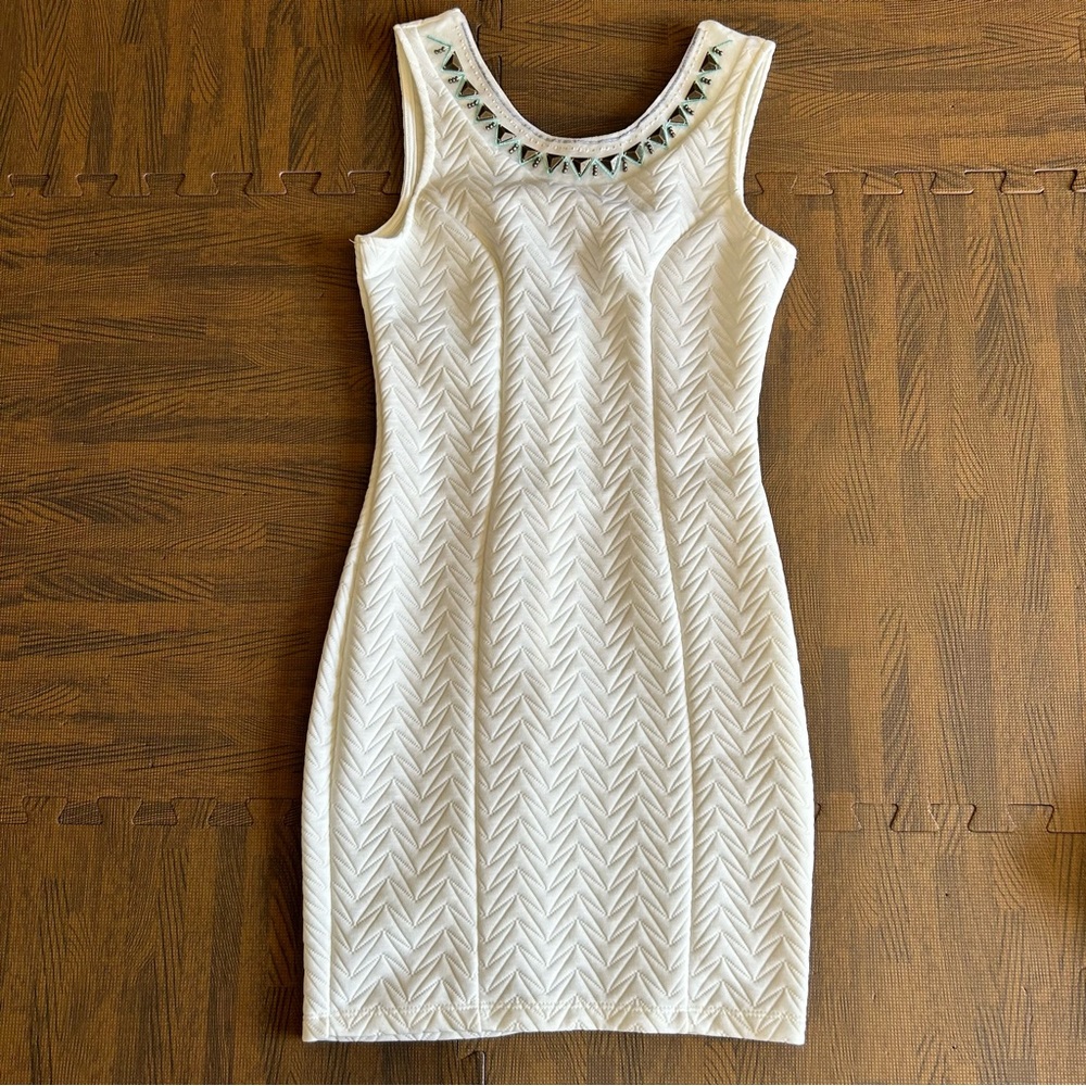 NWOT! | Dainty Hooligan | White Body-con Dress | Size S